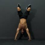 Flexiones a pino asistidas cortas