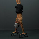 Gerader Handstand mit Beckenkippung nach hinten