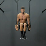 Ring support knee raises