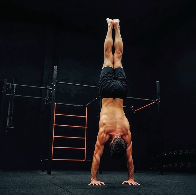 Handstand and planches posture correction